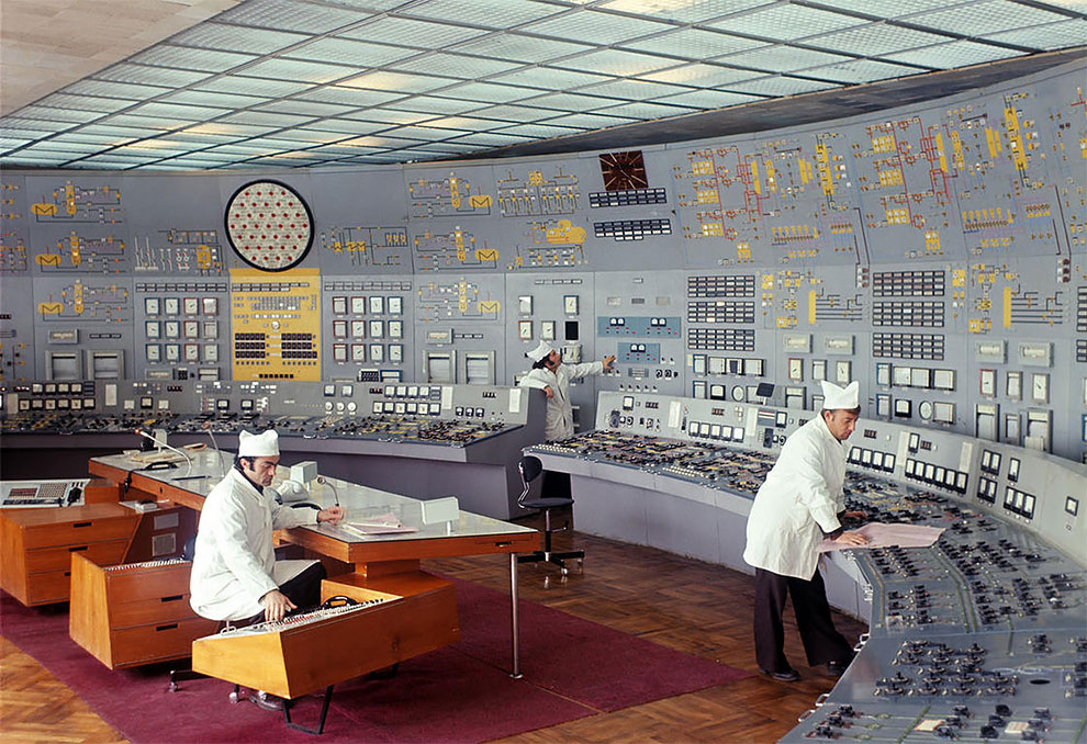 Пульт управления Мецаморской атомной электростанцией